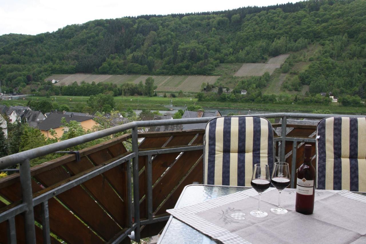 Apartments Stiftshof Enkirch Exterior photo